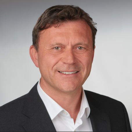 Robert Medic Robert Medic, Namensagentur RM.NAMING